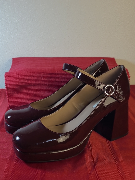 Steve Madden Shoes - NWOT Steve Madden Darcey Wine Patent Platform Mary Jane Heel Size 9M